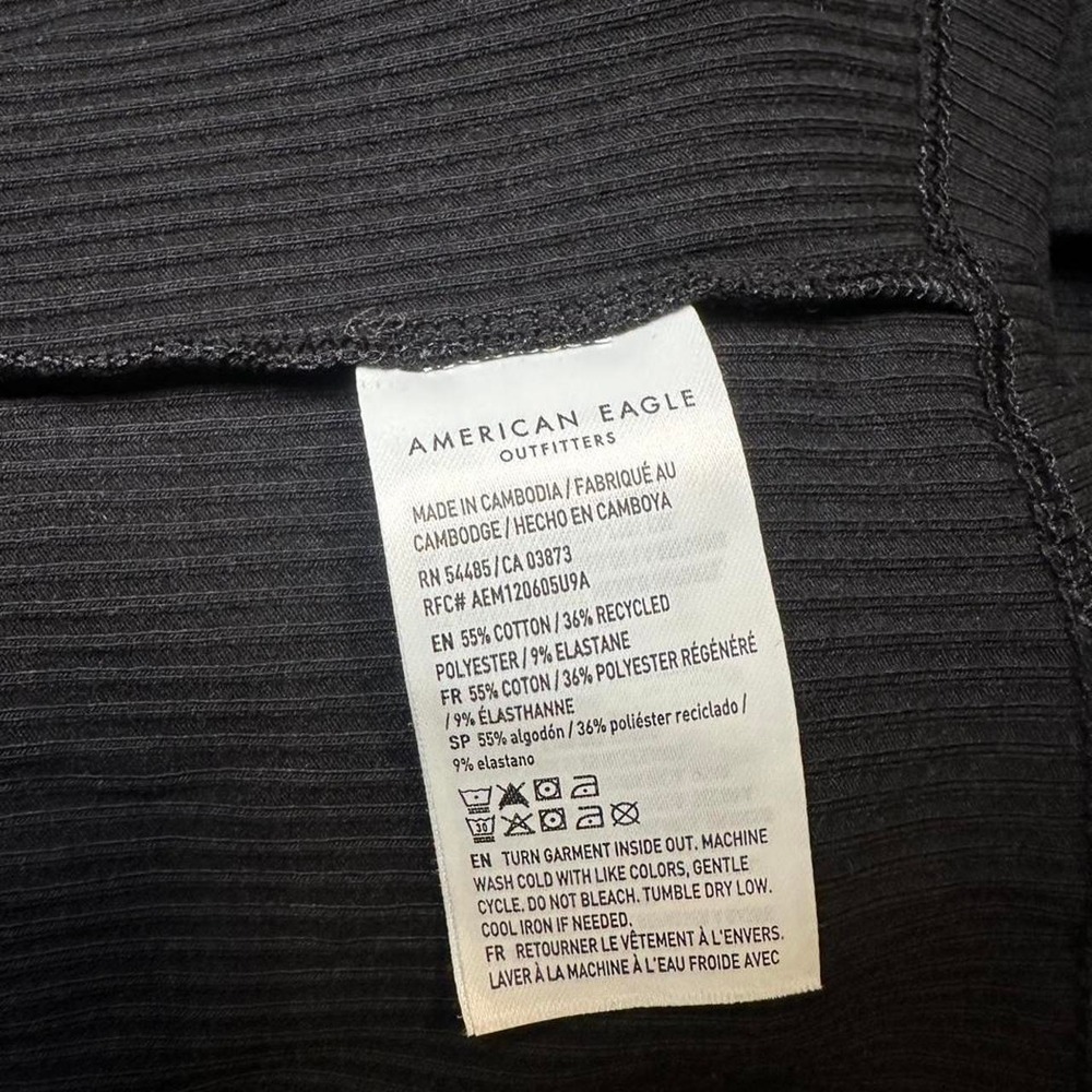 American Eagle Ribbed Button Up Cropped Tank - Picture 4 of 4